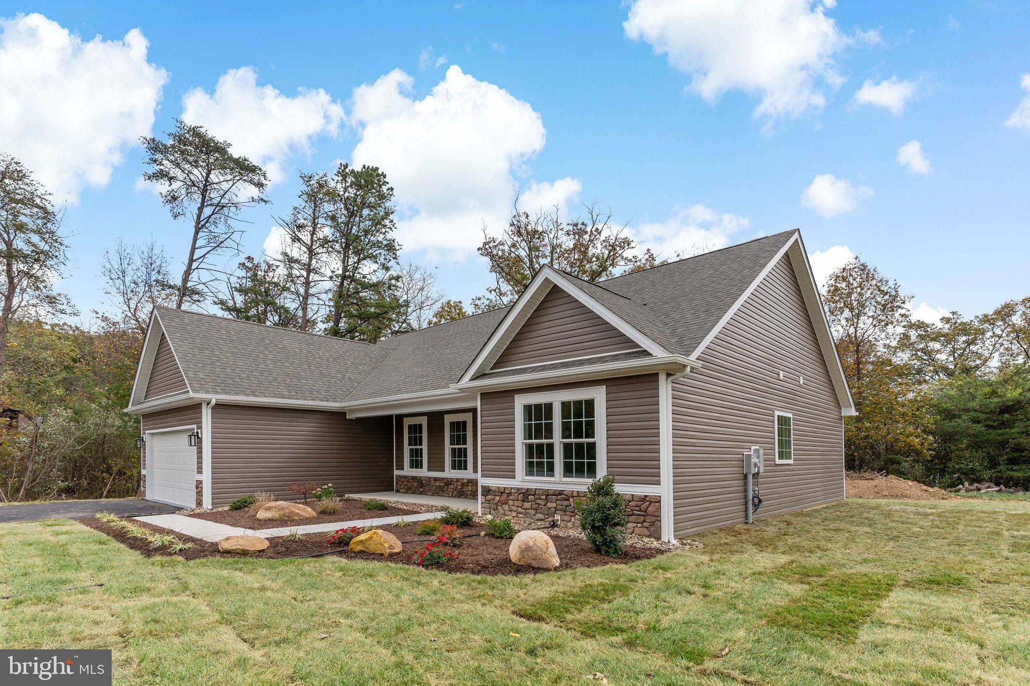 CACAPON SOUTH - Residential