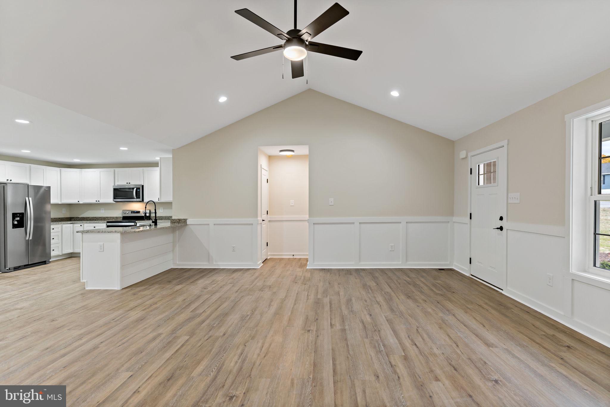 CACAPON SOUTH - Residential