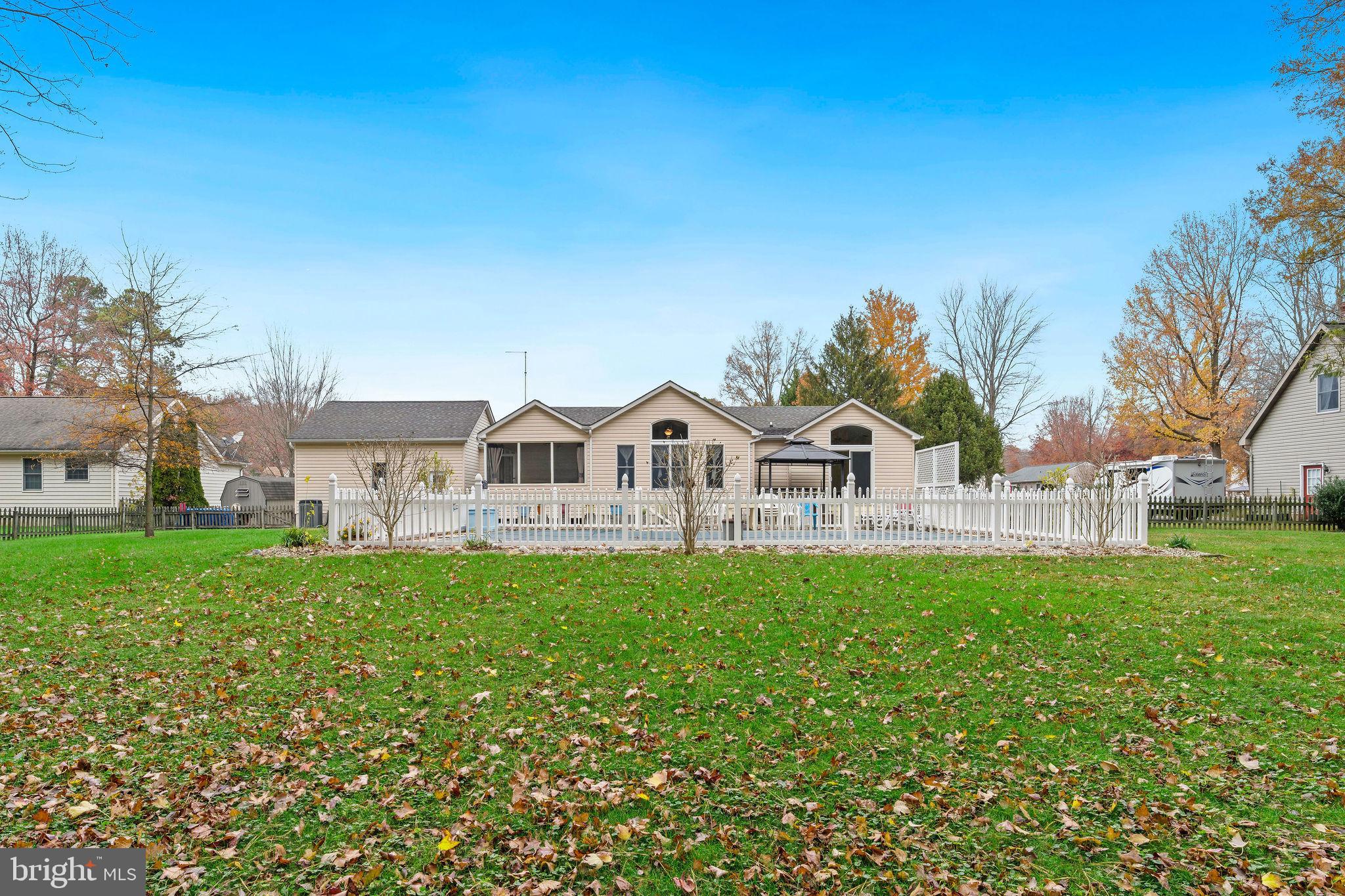 CLOVERFIELDS - Residential