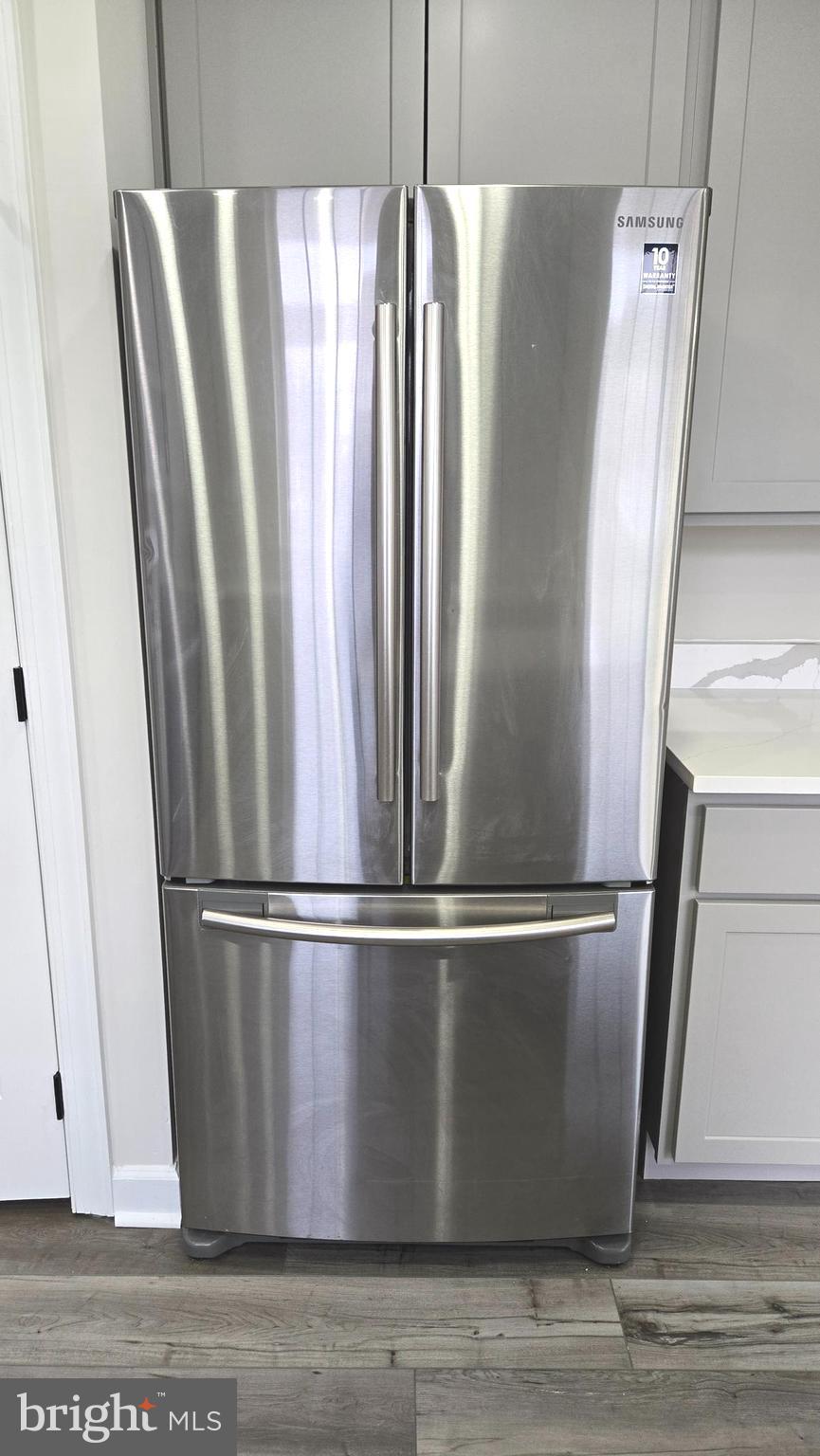 THE VILLAGE OF WASHINGTON TRAIL - Residential