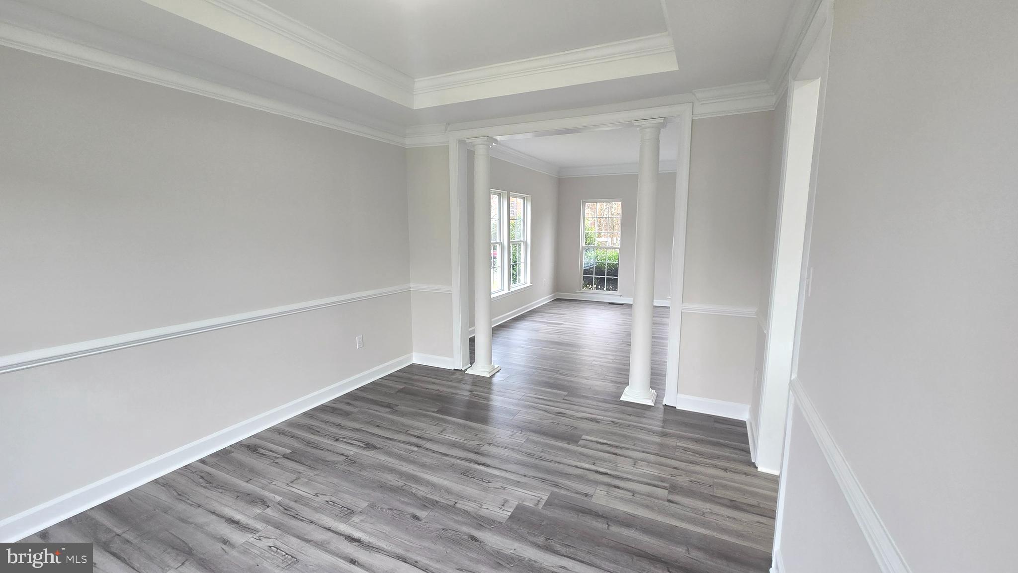 THE VILLAGE OF WASHINGTON TRAIL - Residential