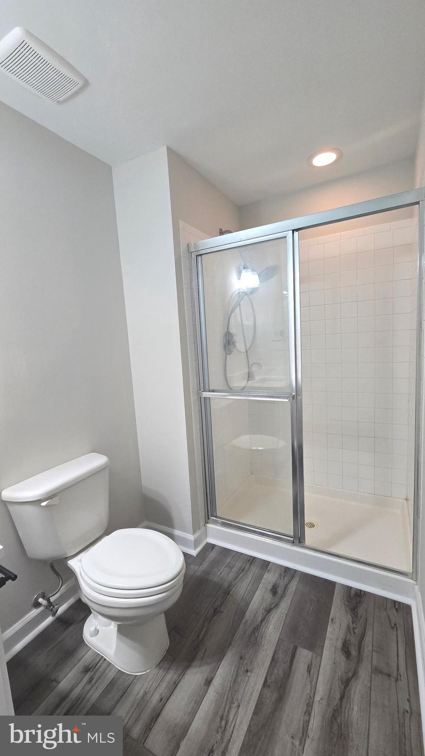 THE VILLAGE OF WASHINGTON TRAIL - Residential