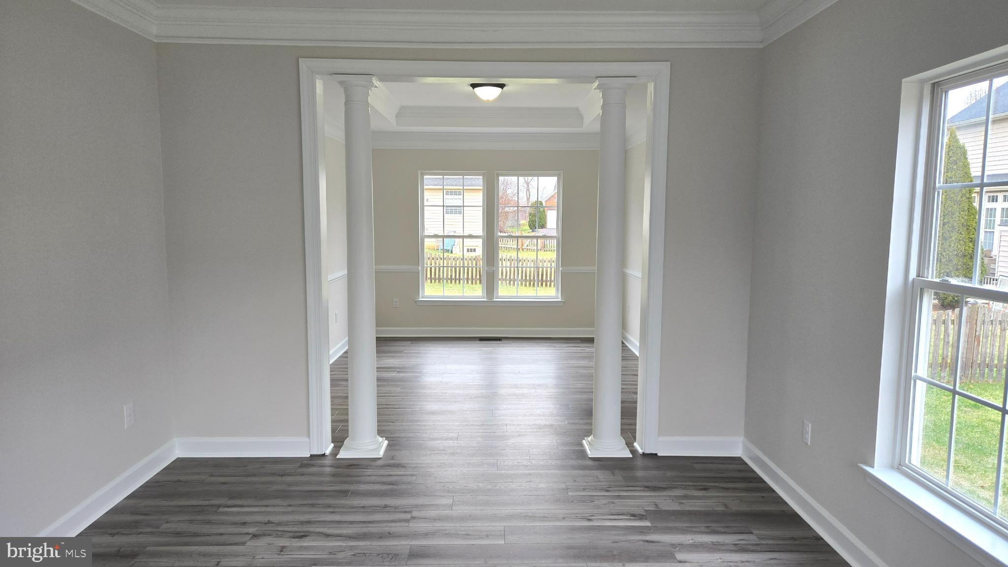 THE VILLAGE OF WASHINGTON TRAIL - Residential