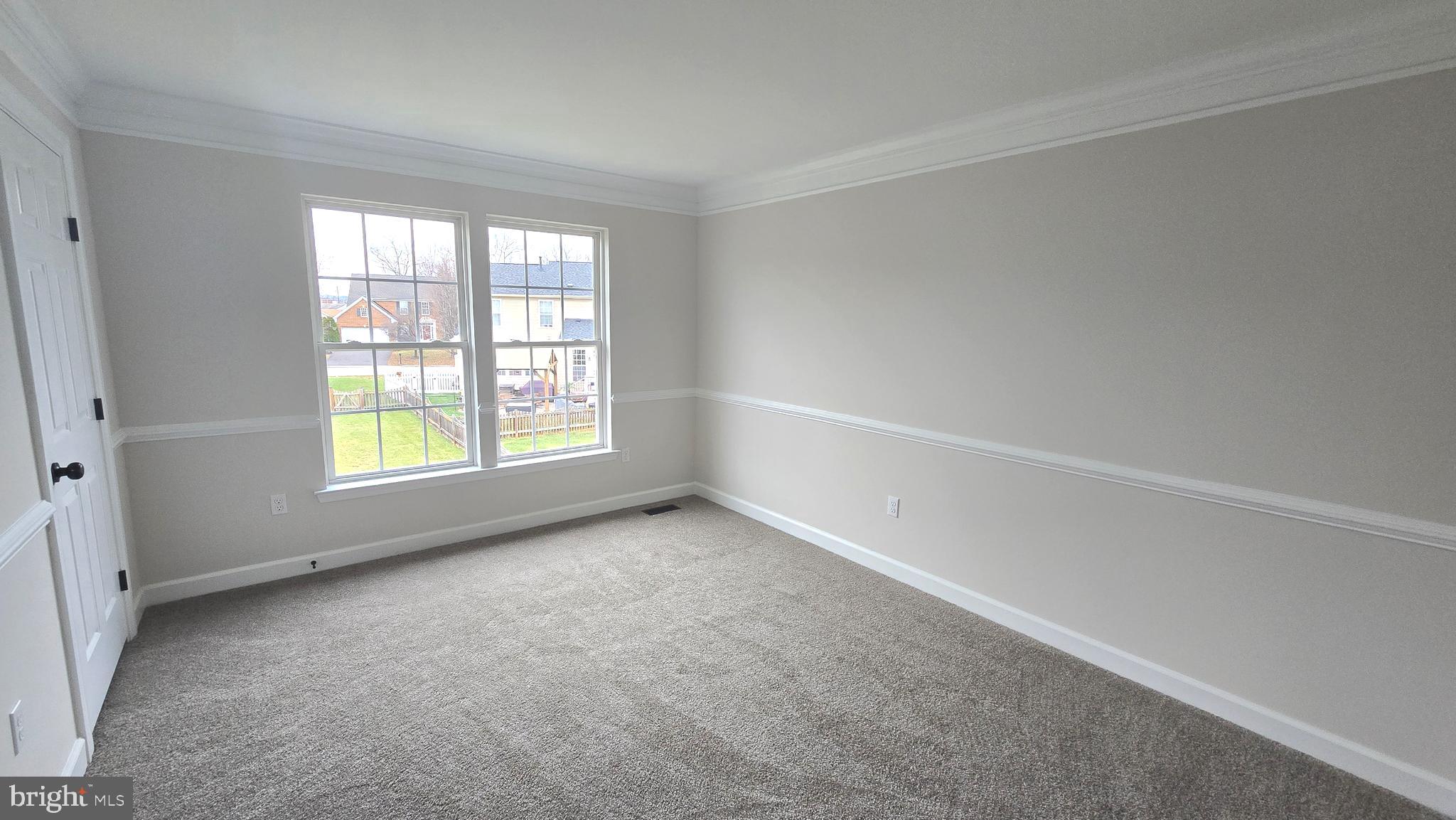 THE VILLAGE OF WASHINGTON TRAIL - Residential