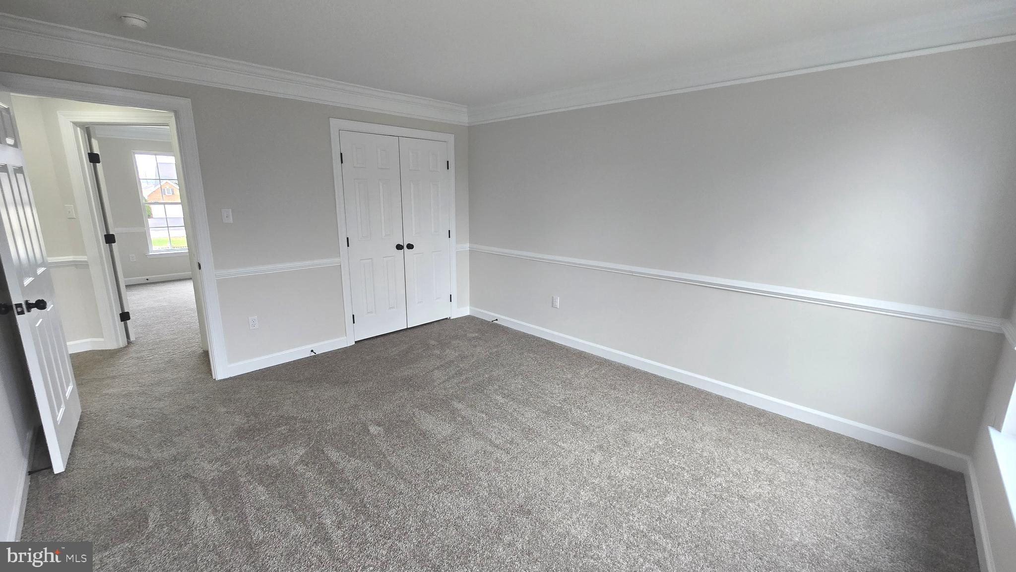 THE VILLAGE OF WASHINGTON TRAIL - Residential