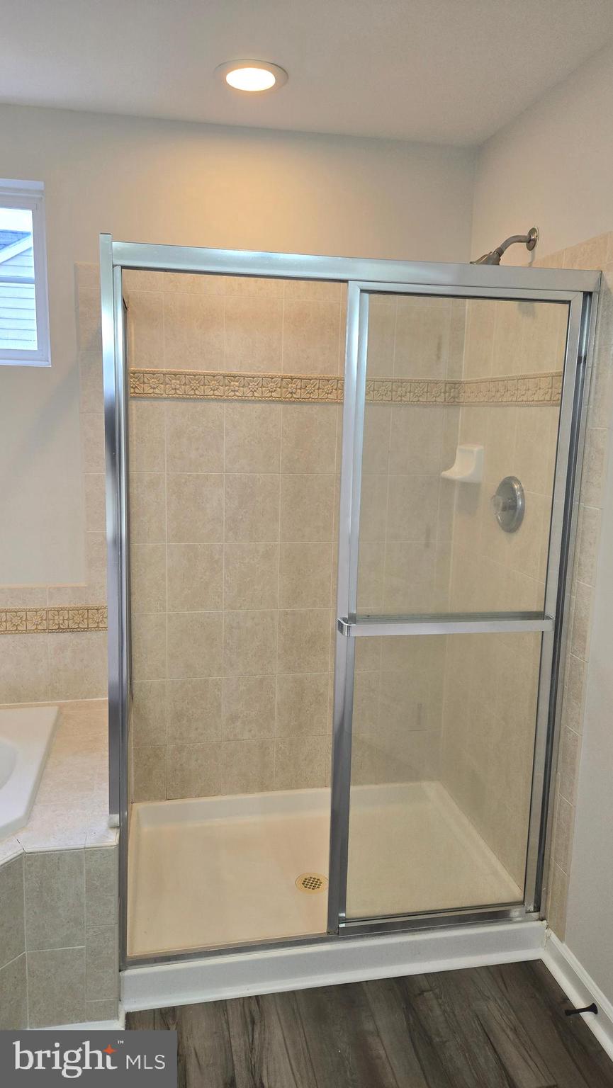 THE VILLAGE OF WASHINGTON TRAIL - Residential