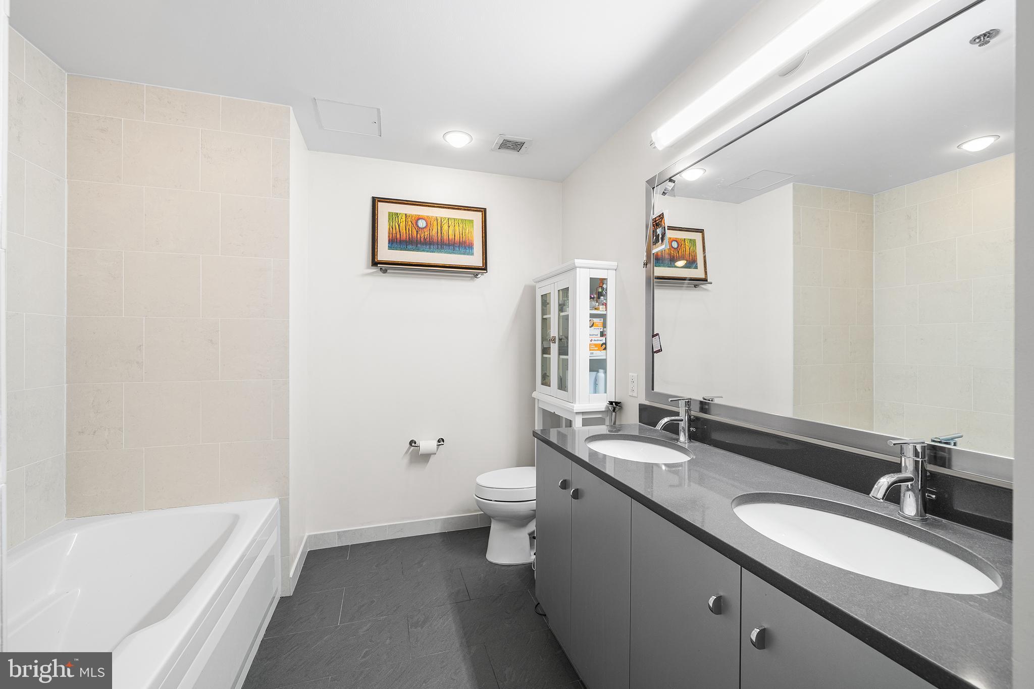 PHILADELPHIA - Residential