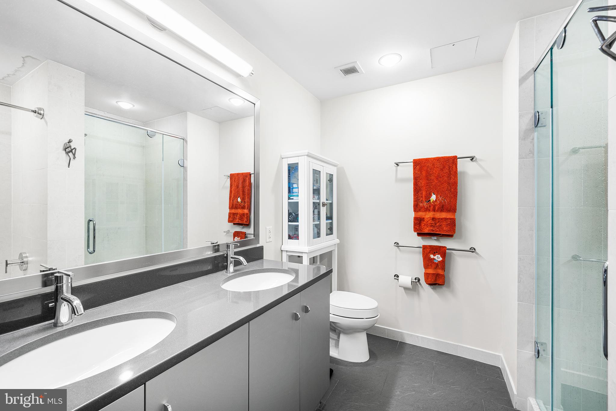 PHILADELPHIA - Residential