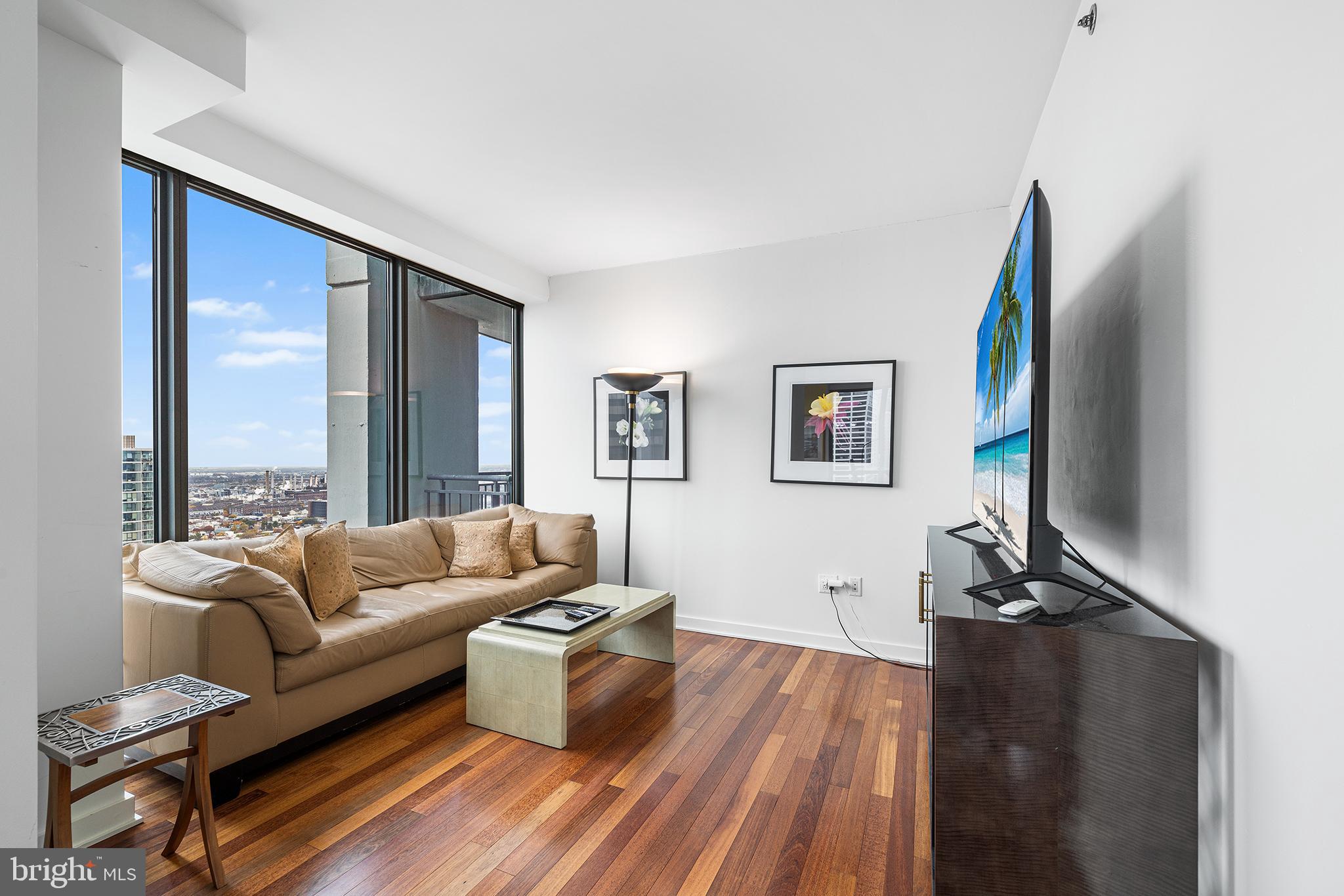 PHILADELPHIA - Residential