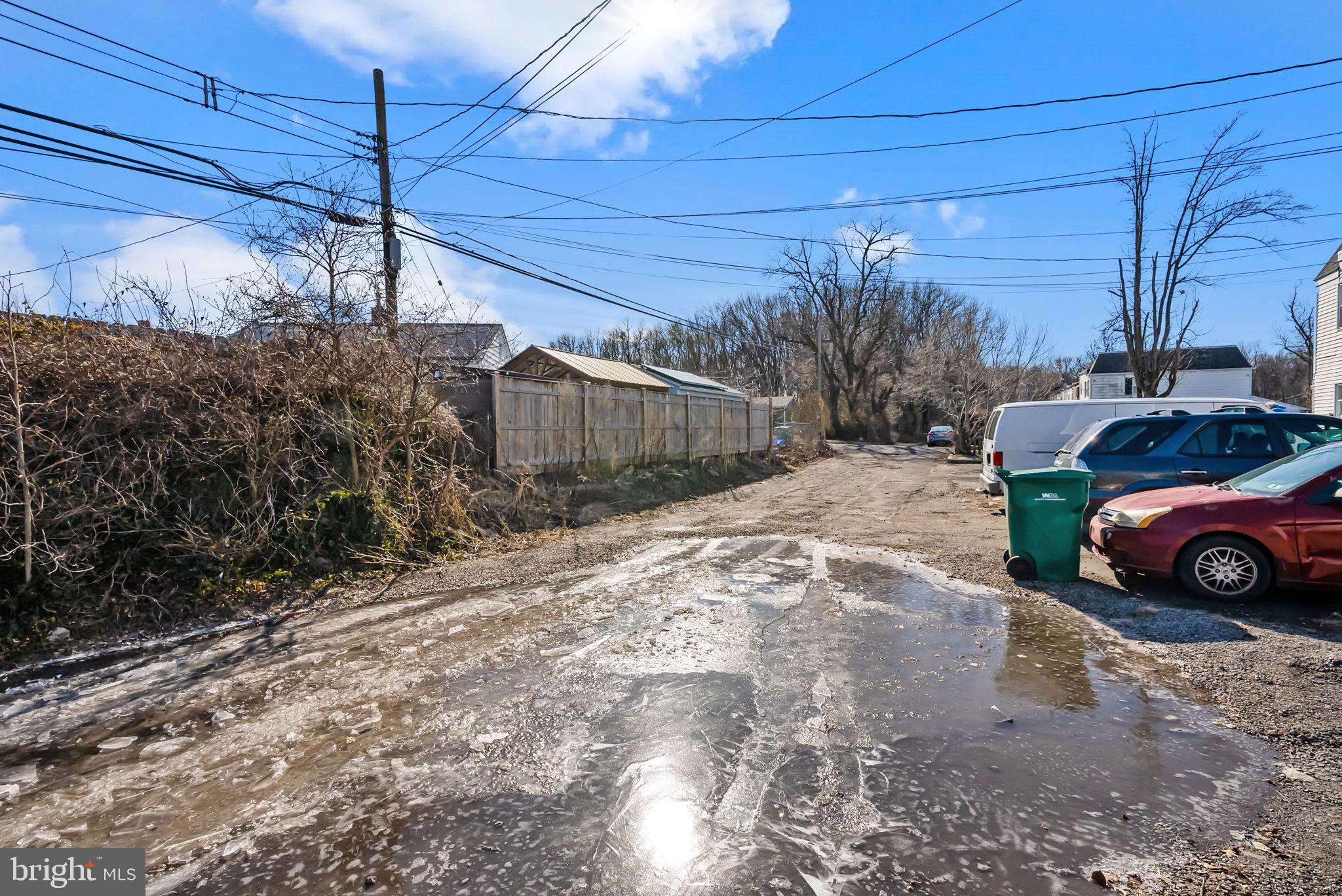 BLOOMSDALE GDNS - Residential