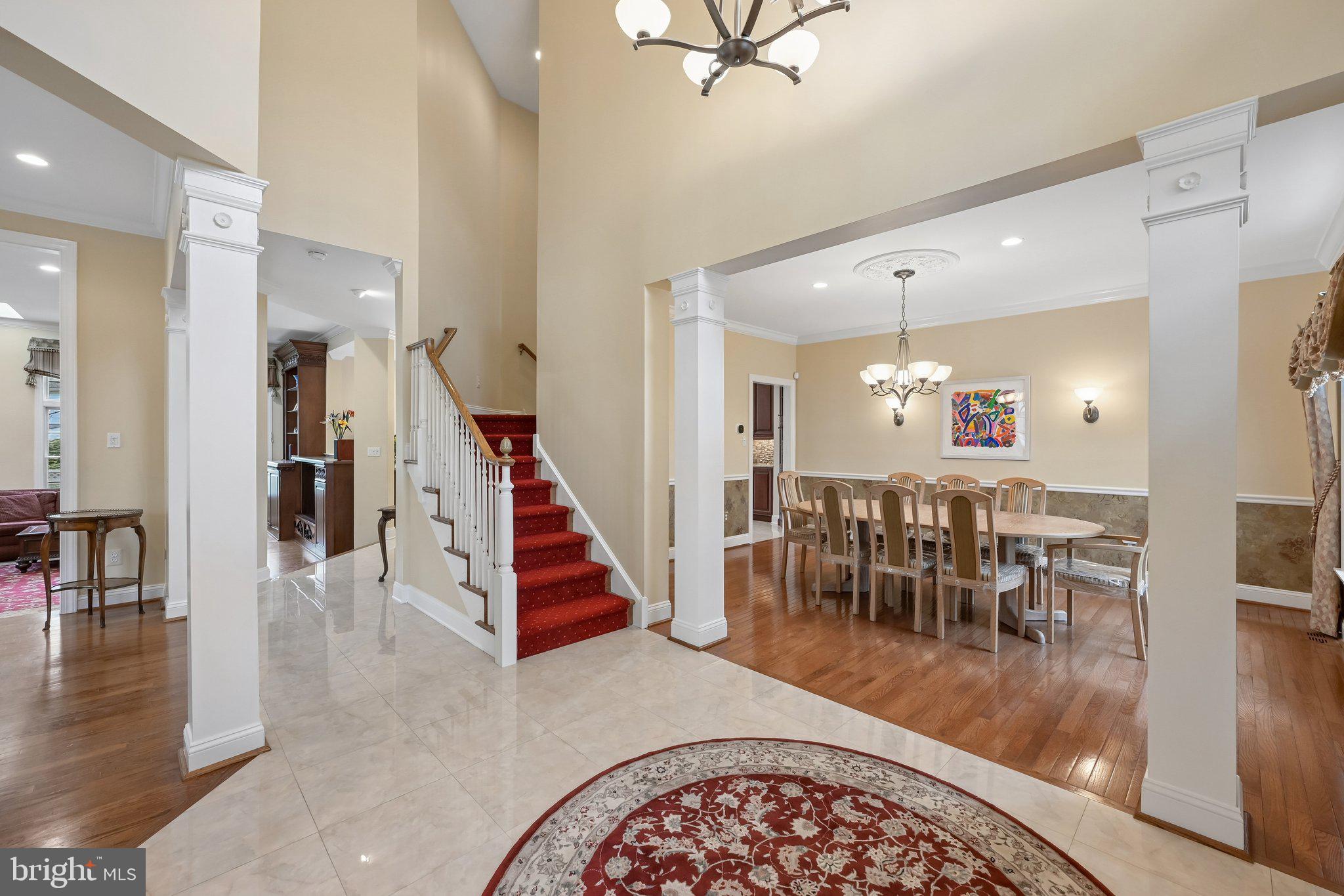 4 DRESSAGE COURT