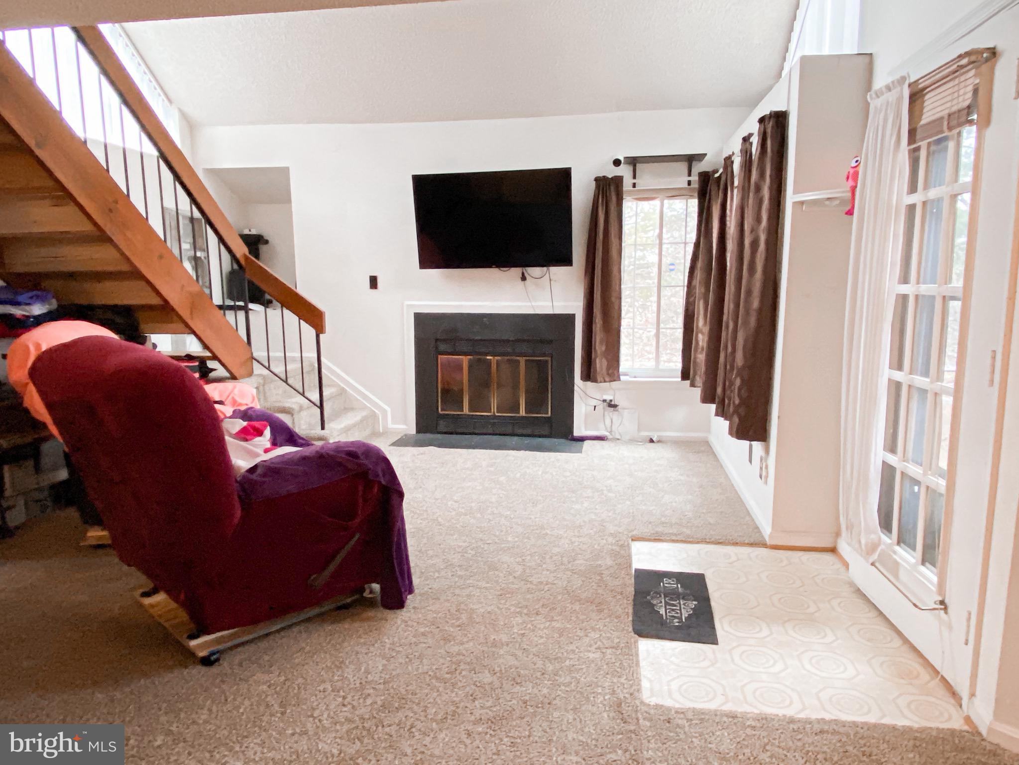 THE TIERS OF LAUREL LAKE - Residential