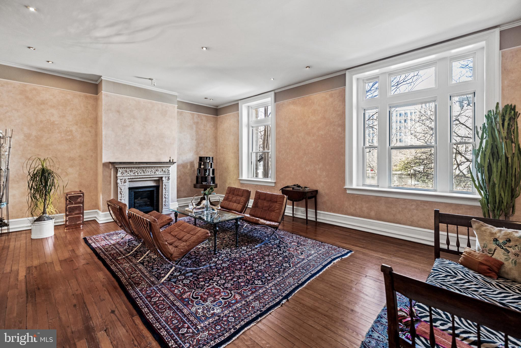 2022 COLUMBIA ROAD NW 102