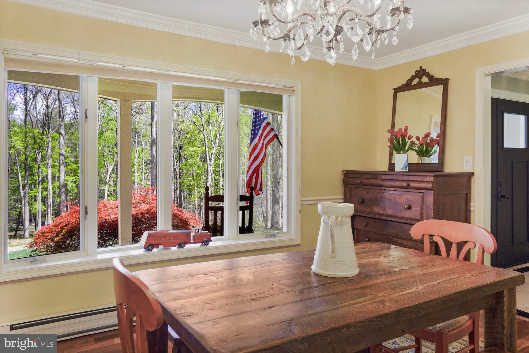 THE SINGING WOODS - Residential