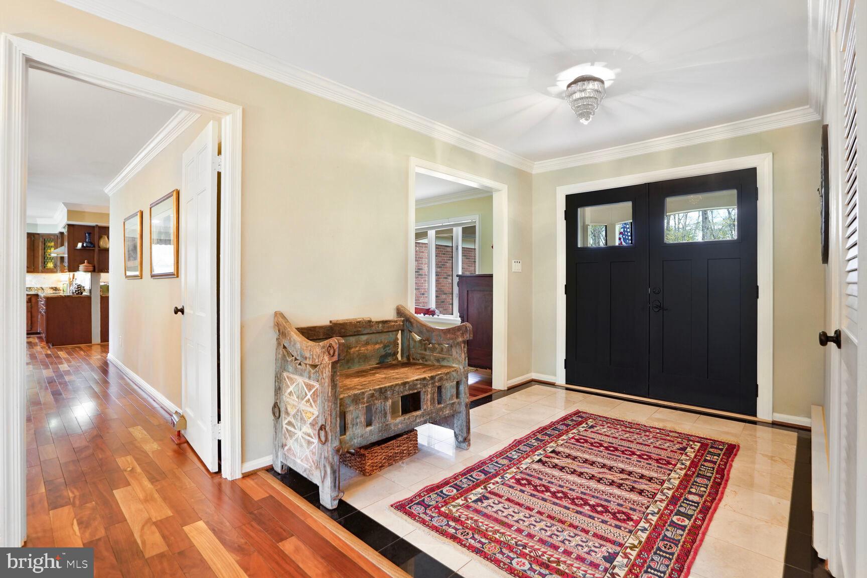 THE SINGING WOODS - Residential