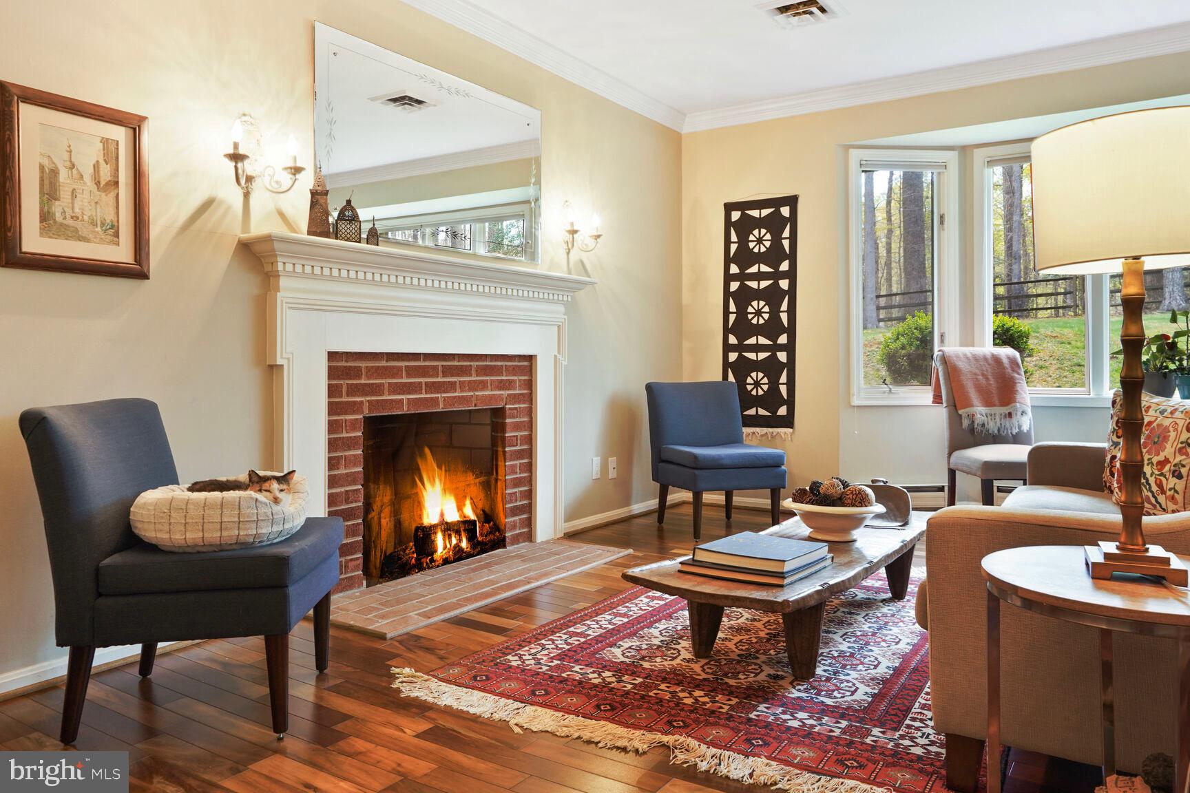 THE SINGING WOODS - Residential