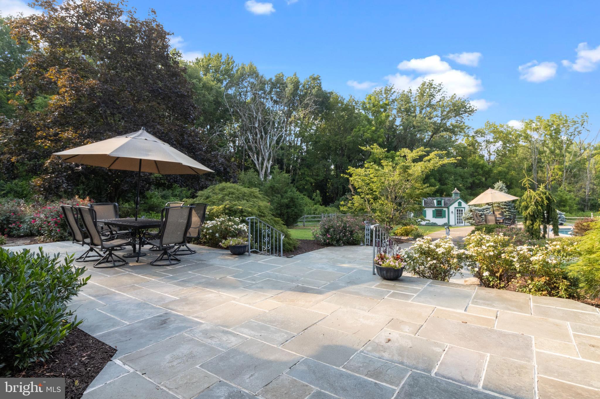 GRENOBLE MANOR - Residential