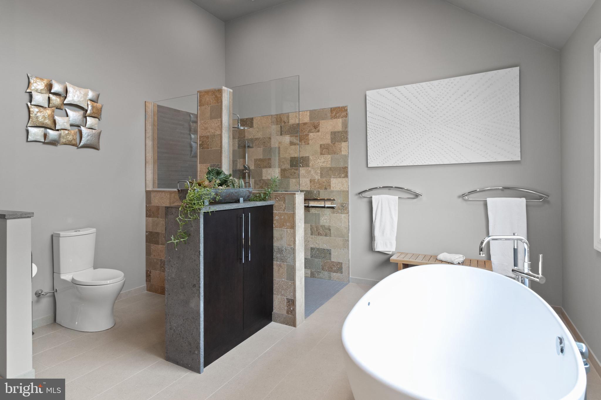 GRENOBLE MANOR - Residential