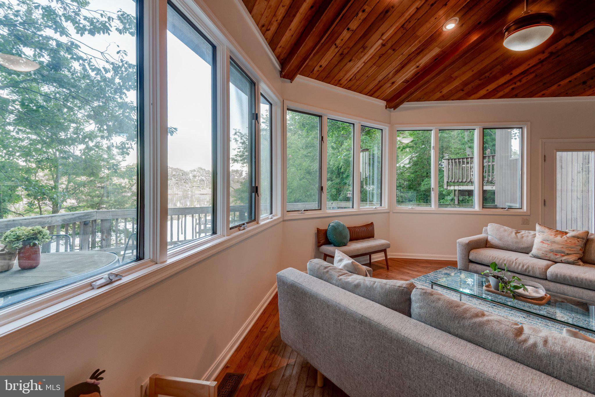 BRISCOE - Residential