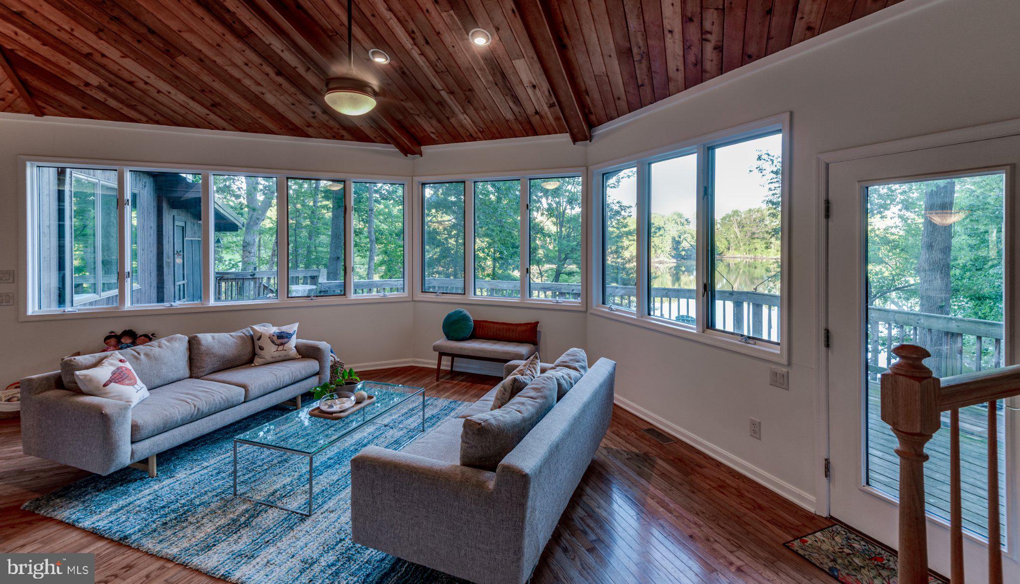 BRISCOE - Residential