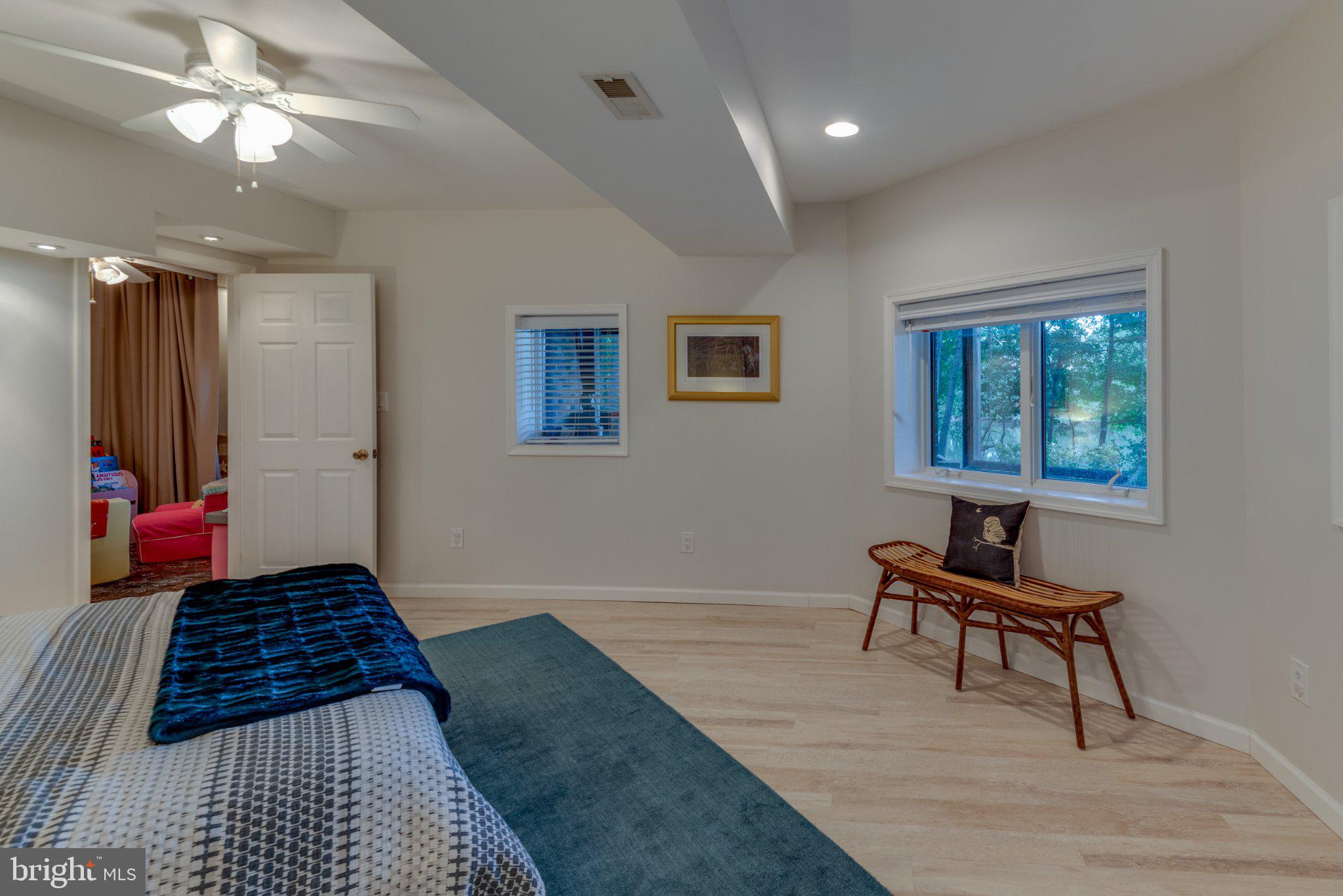 BRISCOE - Residential