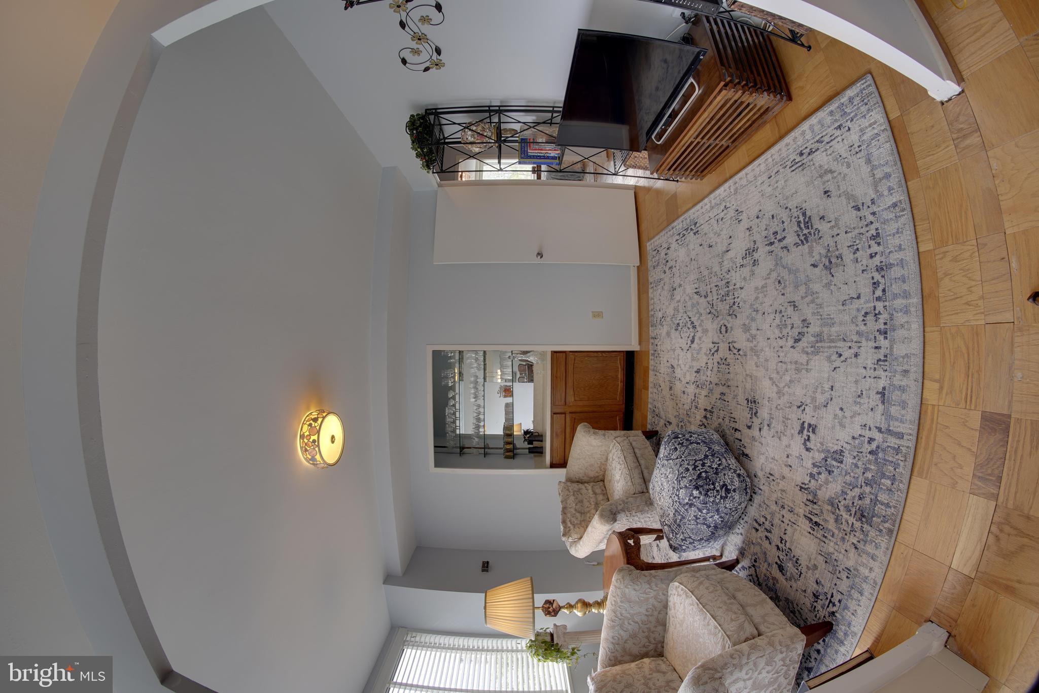 RIVER TOWERS - Residential