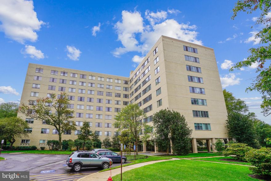 Rarely available large three-bedroom (1,362 sq/ft) and two-bathroom condominium in River Towers! Bright open living room/dining room/bedroom area. Kitchen with gas cooking. Amenities include pool, tennis courts, workout room, picnic areas, and walk-ways. Utilities included except cable/internet. 
Enjoy the park-like setting and tranquil surroundings of River Towers. Located just south of Old Town Alexandria, bordering the Dyke Marsh Wildlife Preserve! Escape from the city to your own private retreat, without having to go far!
Commuter bus service including bus to Huntington Metro. Convenient to shopping, library, Potomac River and walking paths.