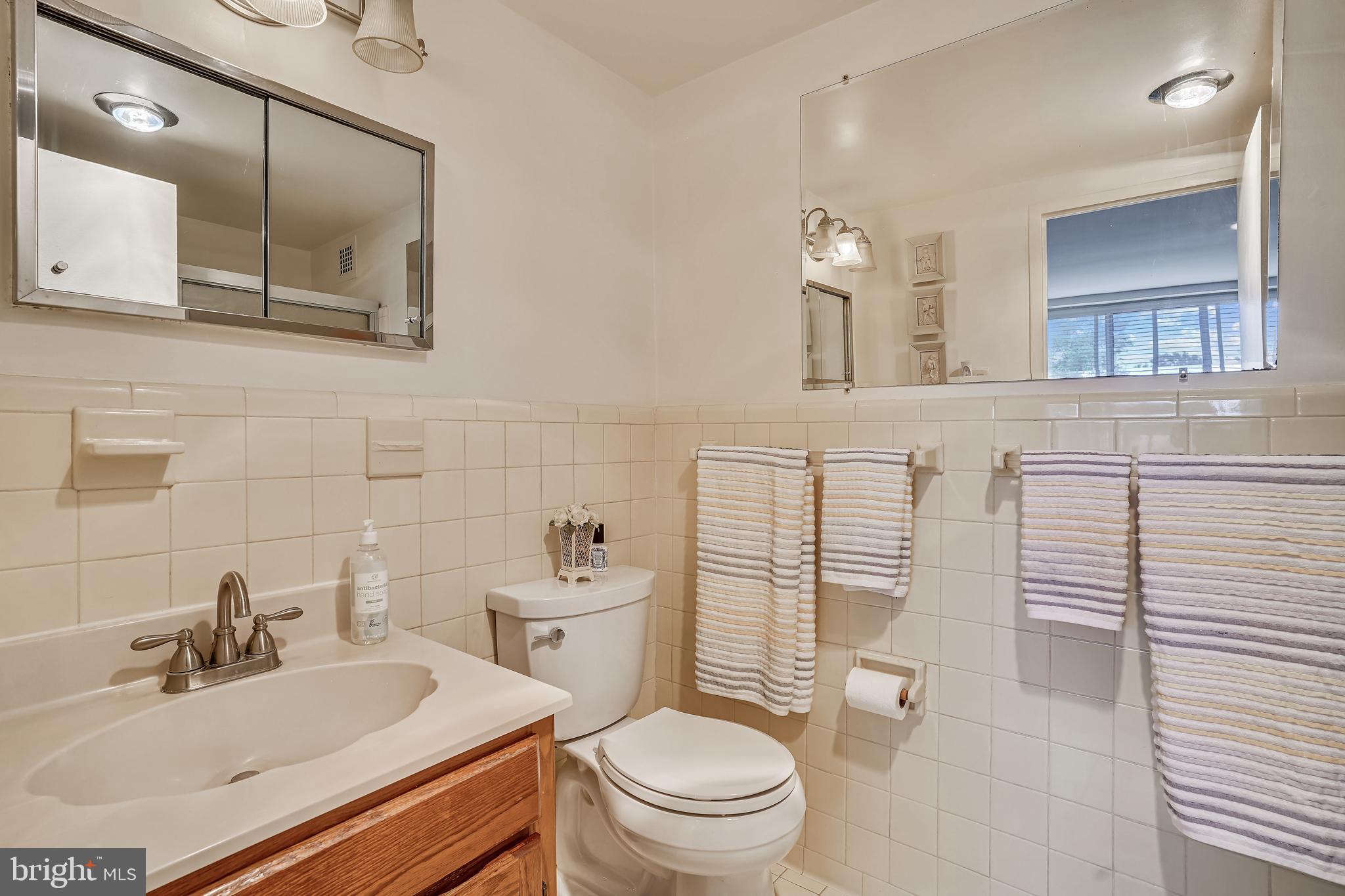 RIVER TOWERS - Residential