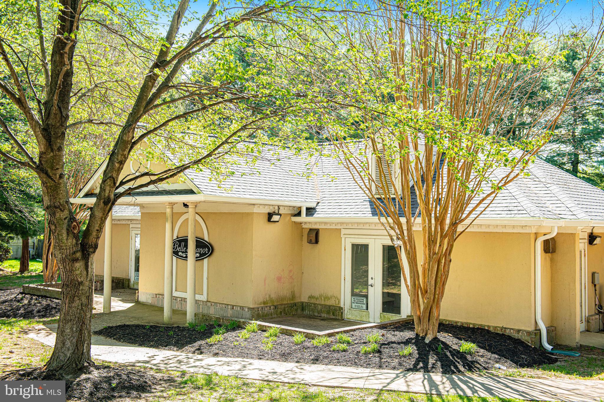 BELLE MANOR - Residential