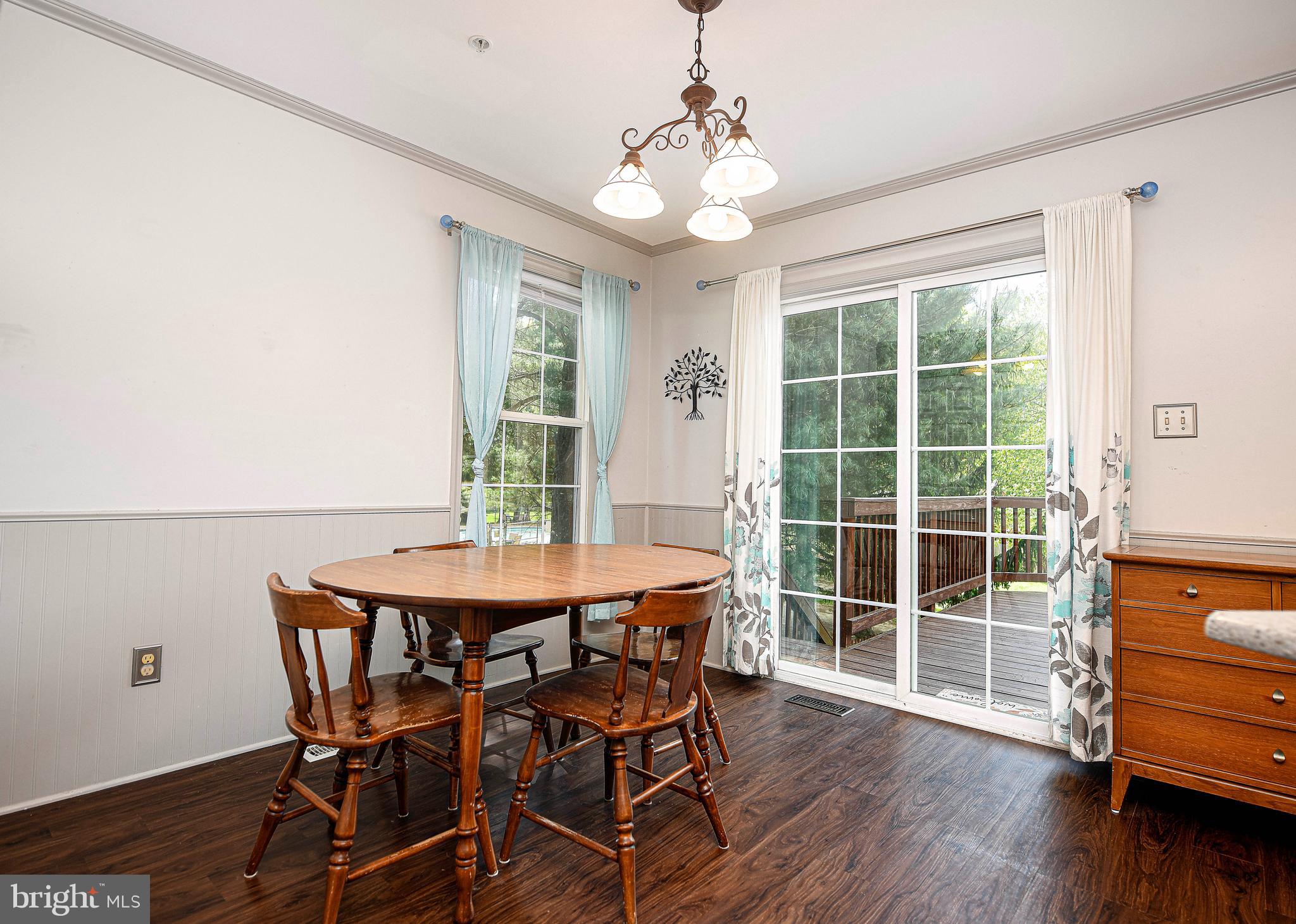 BELLE MANOR - Residential