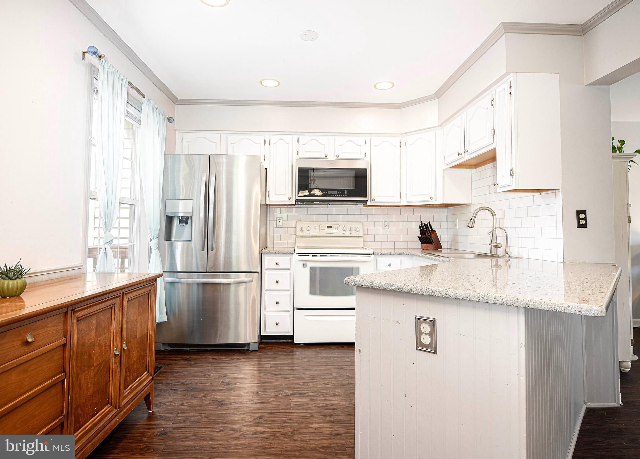 BELLE MANOR - Residential