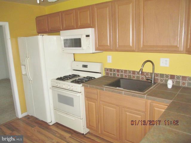 LYNDHURST - Residential