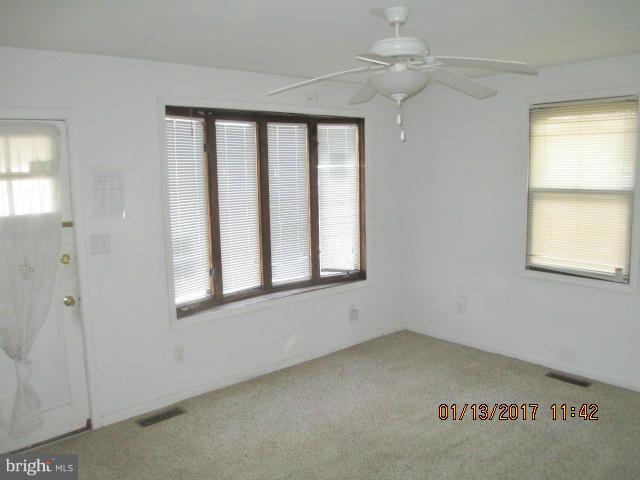 LYNDHURST - Residential