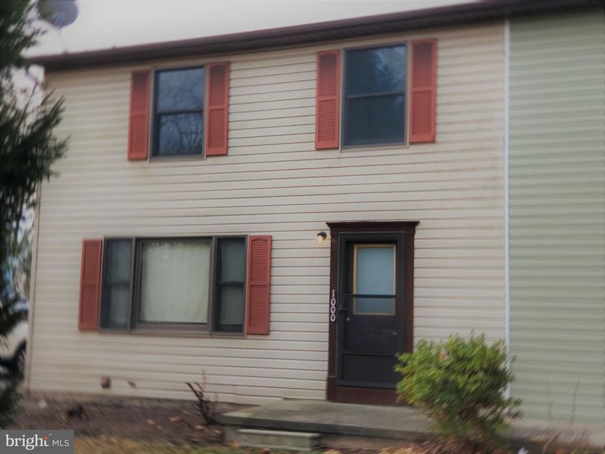 Large semi-detached just a couple blocks from Main St, Hampstead.  Large kitchen and living room, 3 bedrooms ,1.5 bathrooms and basement that can easily be completed.