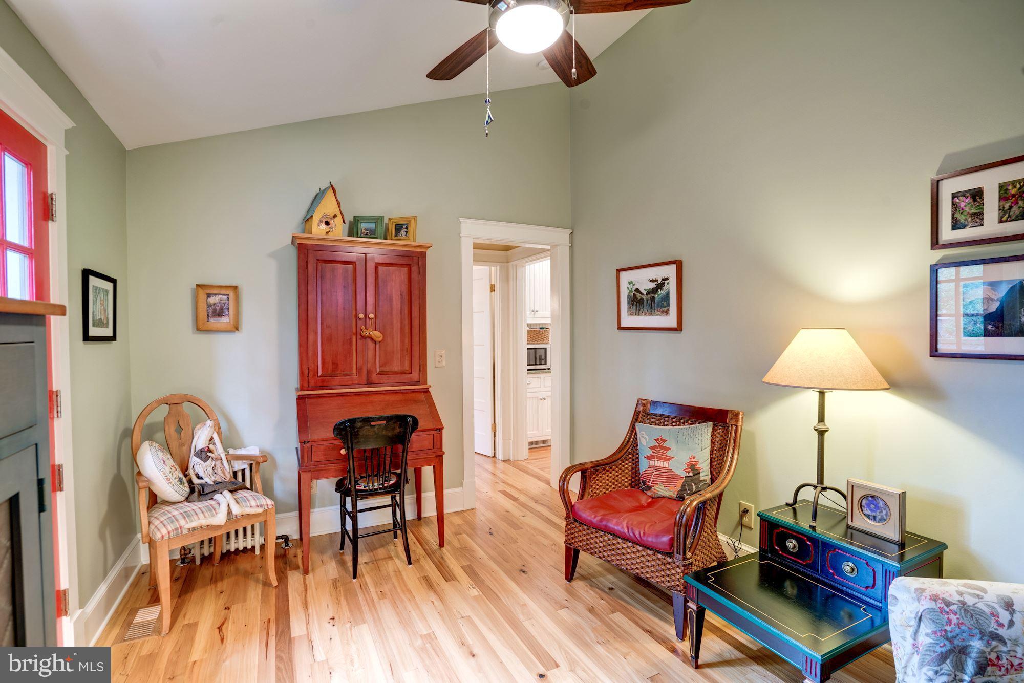 DEL RAY - Residential