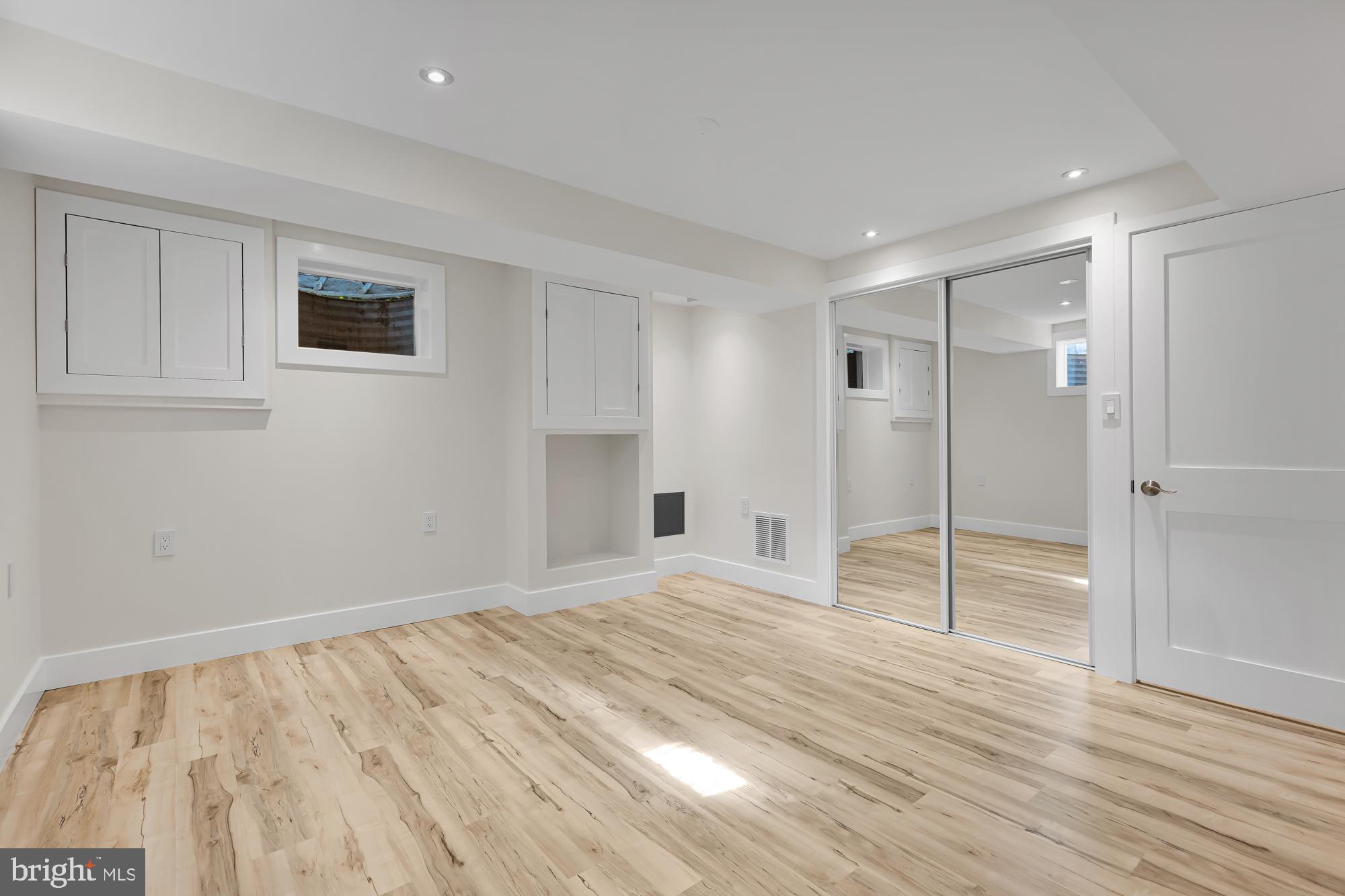 ROCK CREEK HIGHLANDS - Residential