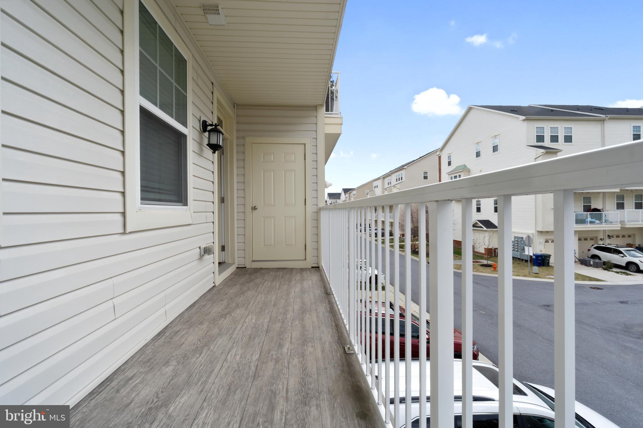 OXFORD SQUARE - Residential