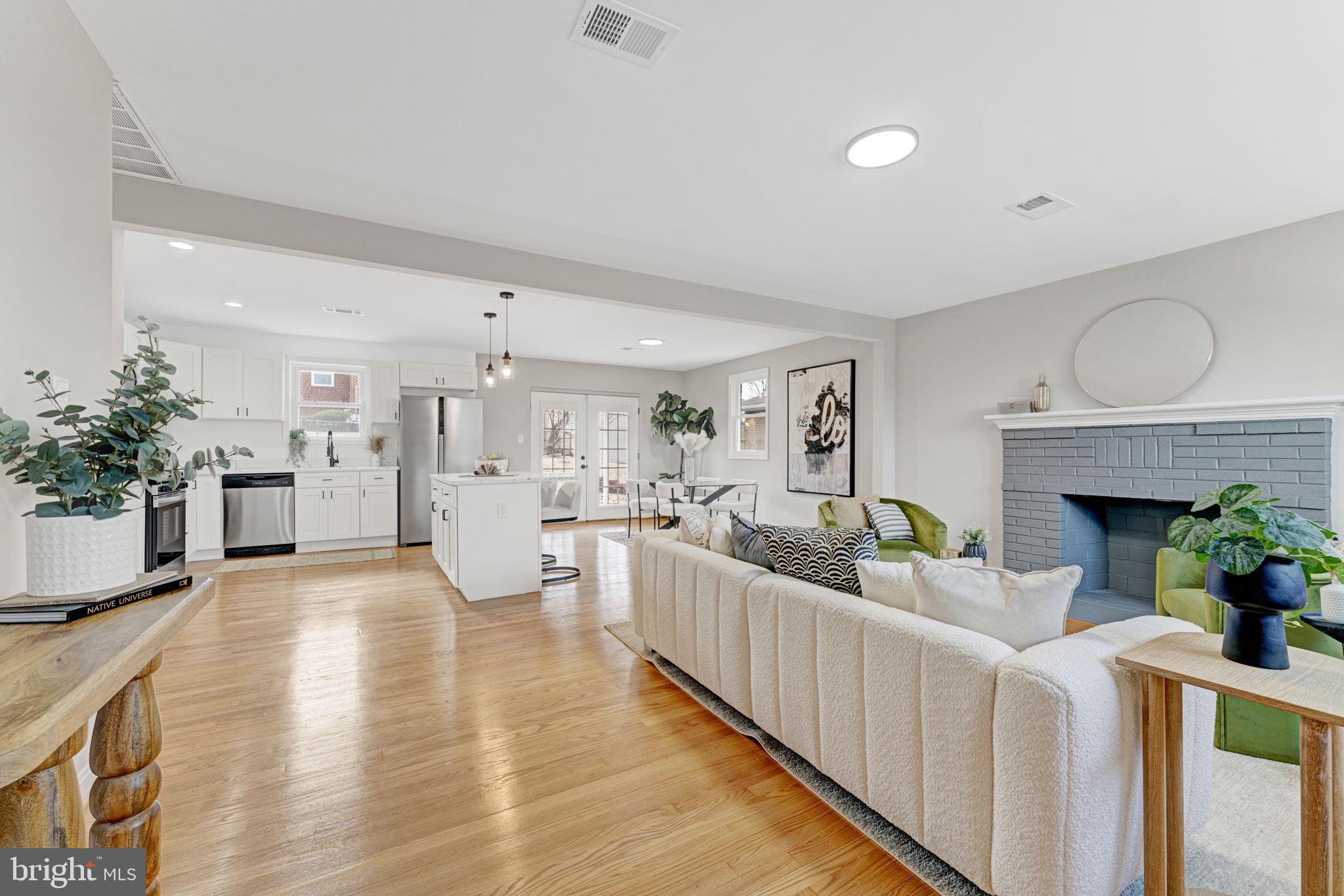 HILLCREST HEIGHTS - Residential