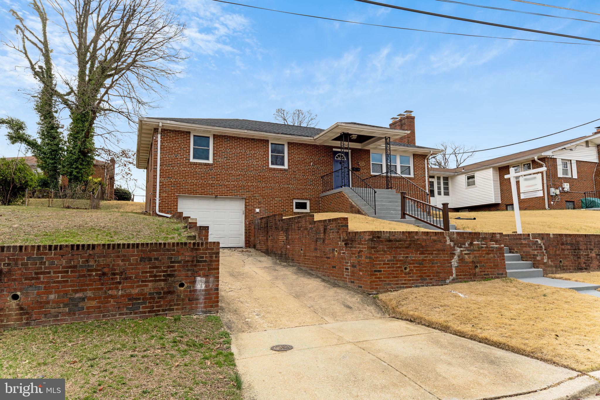 HILLCREST HEIGHTS - Residential