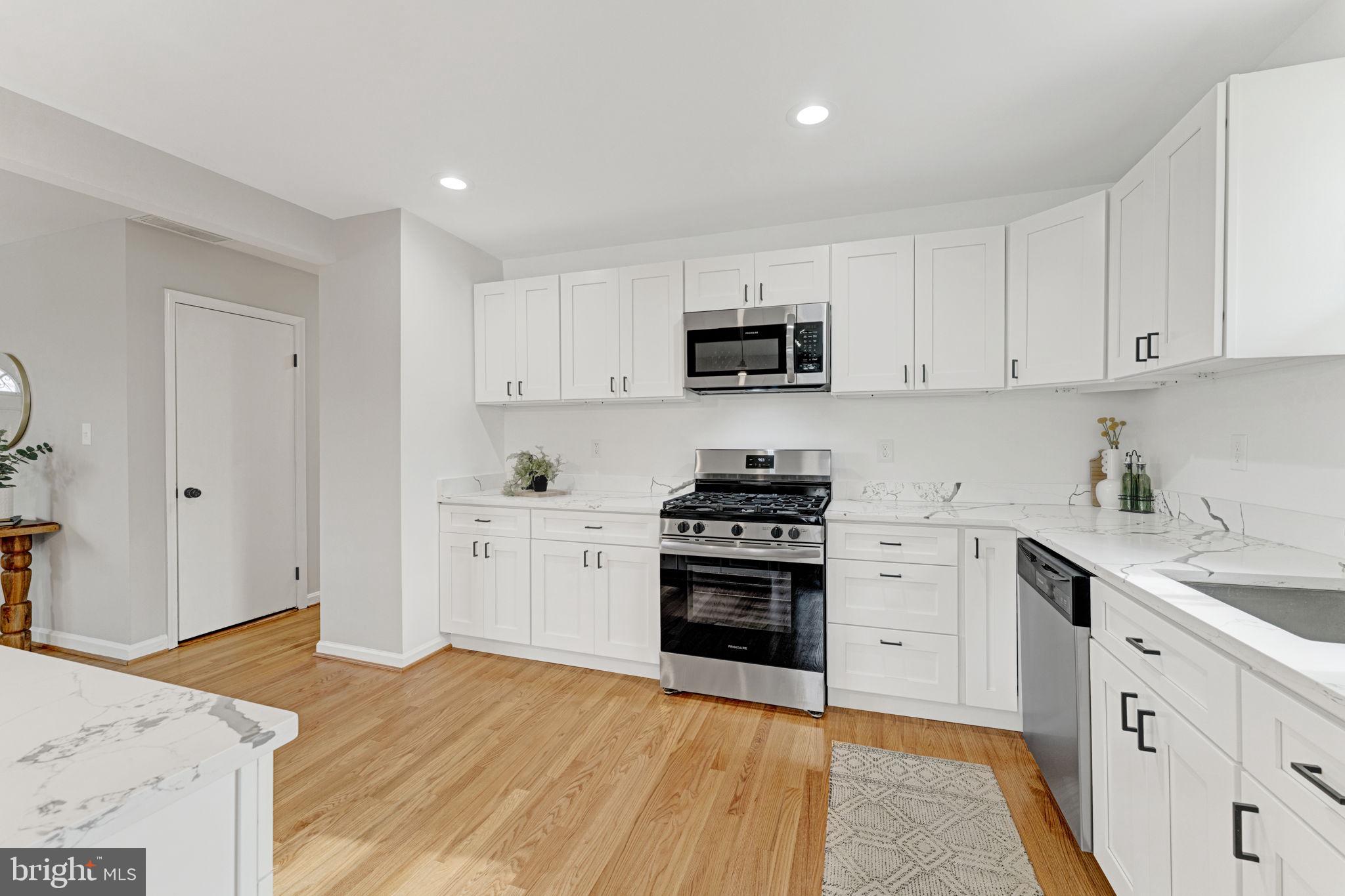 HILLCREST HEIGHTS - Residential