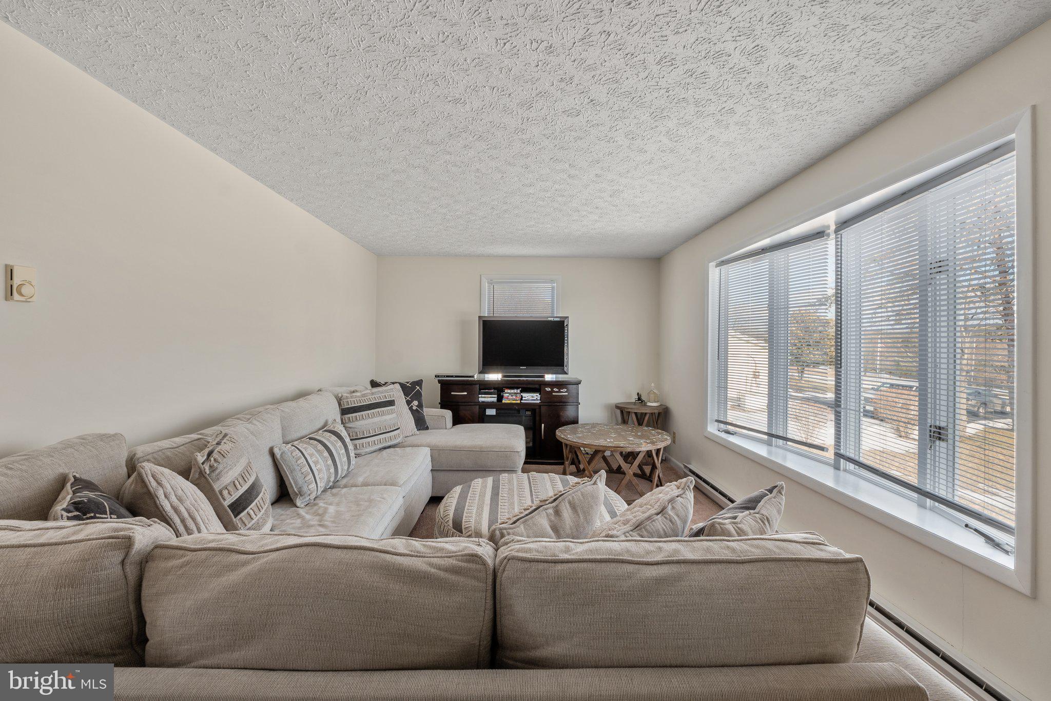DEVLAND ESTATES - Residential