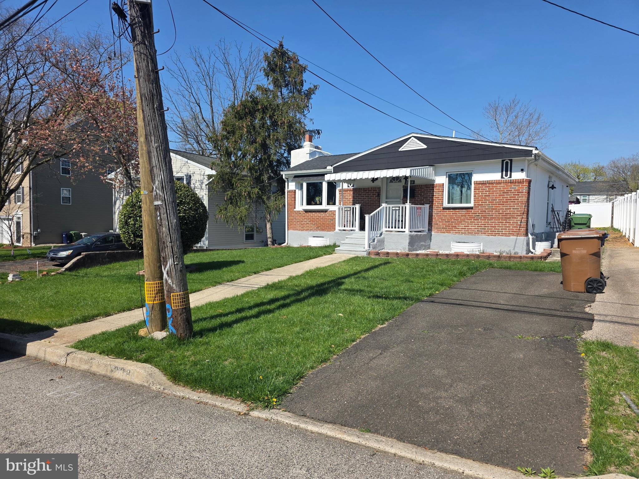 238 CHELSEA AVENUE