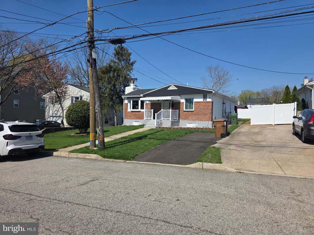 Photo of 238 Chelsea Avenue, GLENSIDE, PA 19038 (MLS # PAMC2189810)