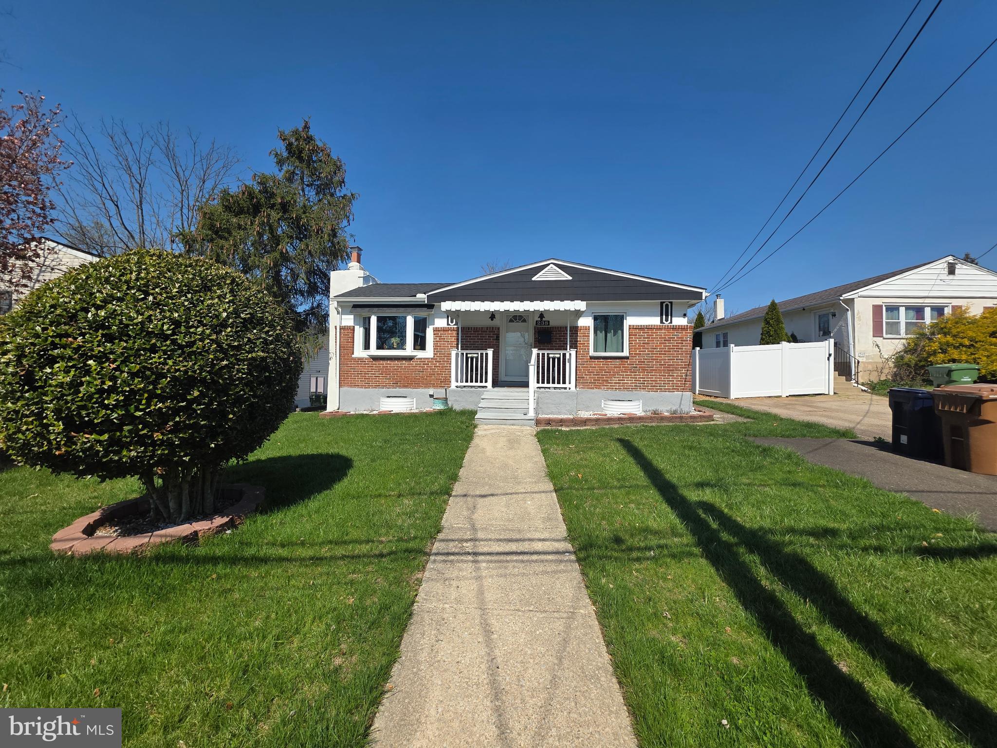 238 CHELSEA AVENUE