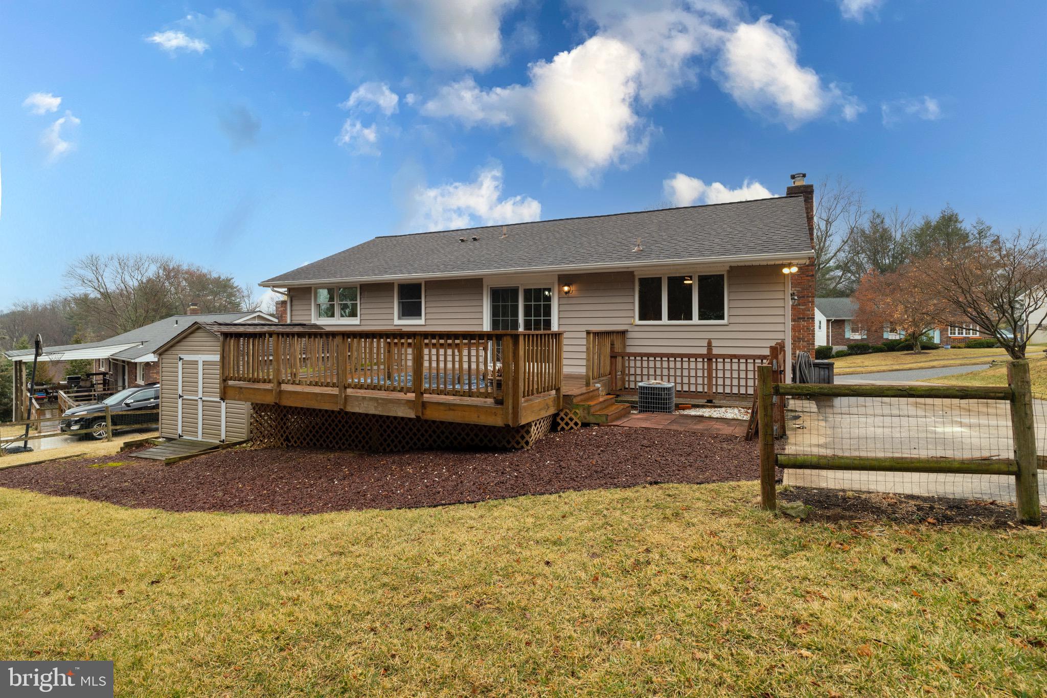 SPRINGDALE - Residential