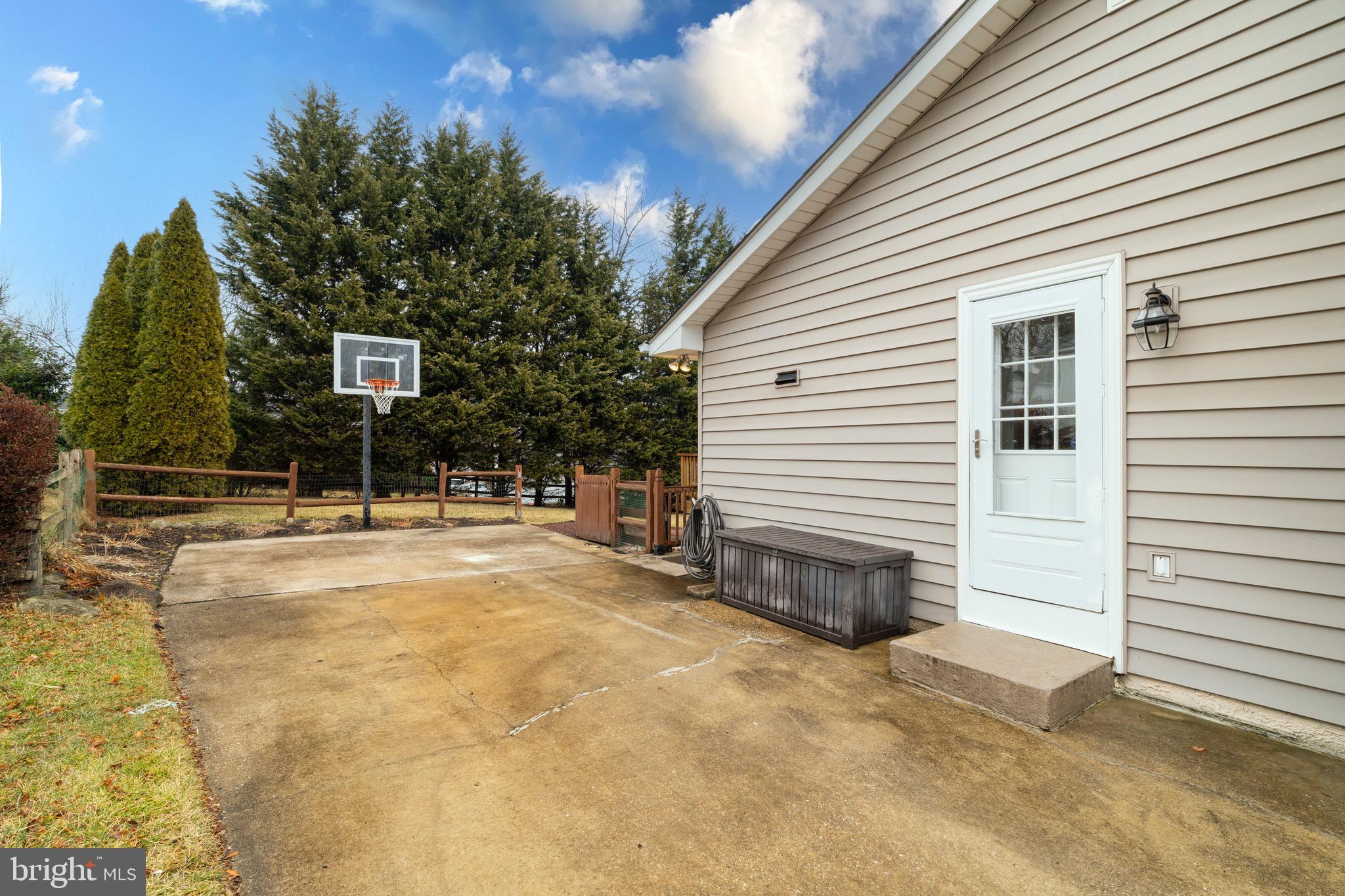 SPRINGDALE - Residential