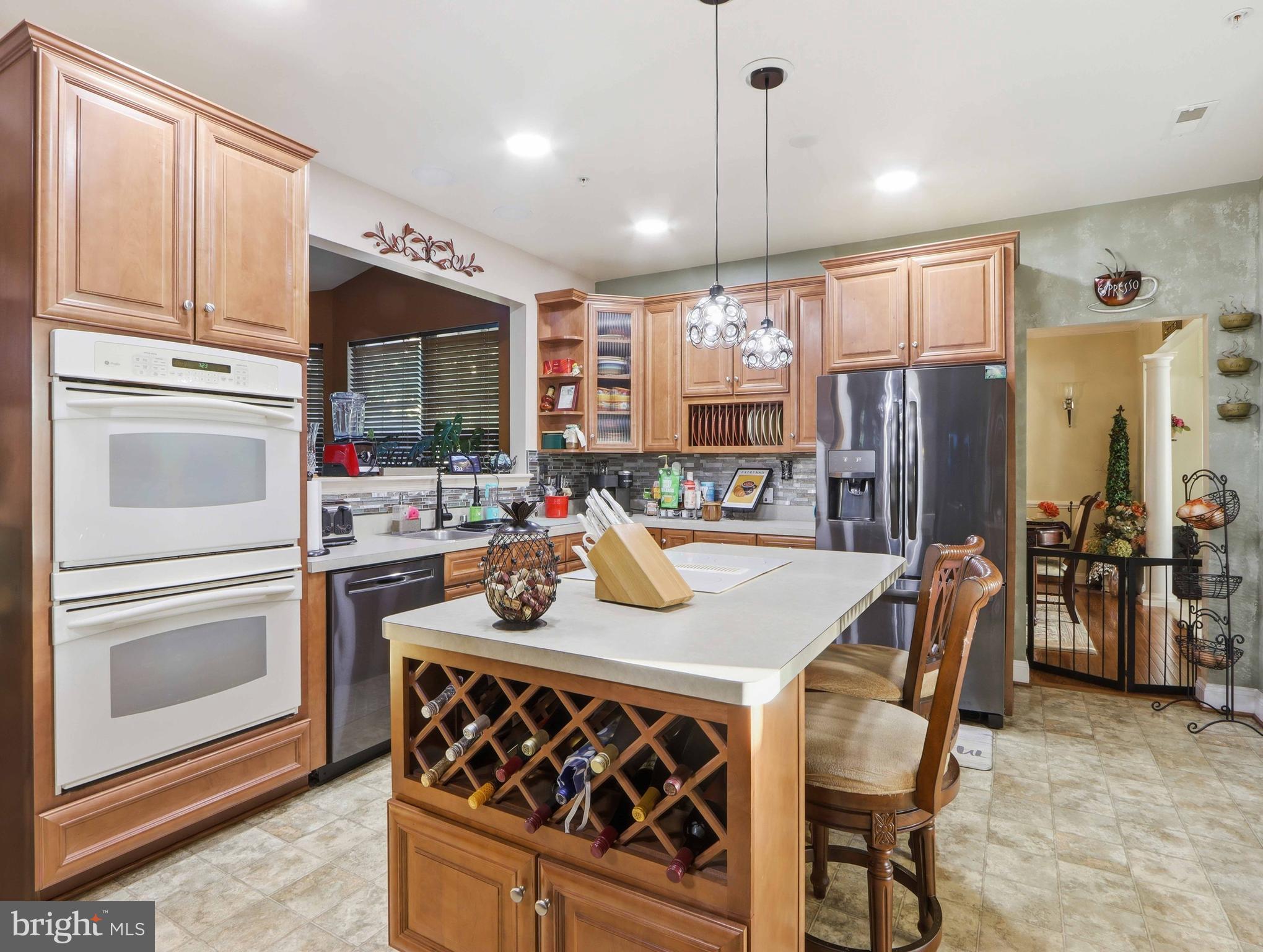 9601 PRINCE WILLIAM DRIVE