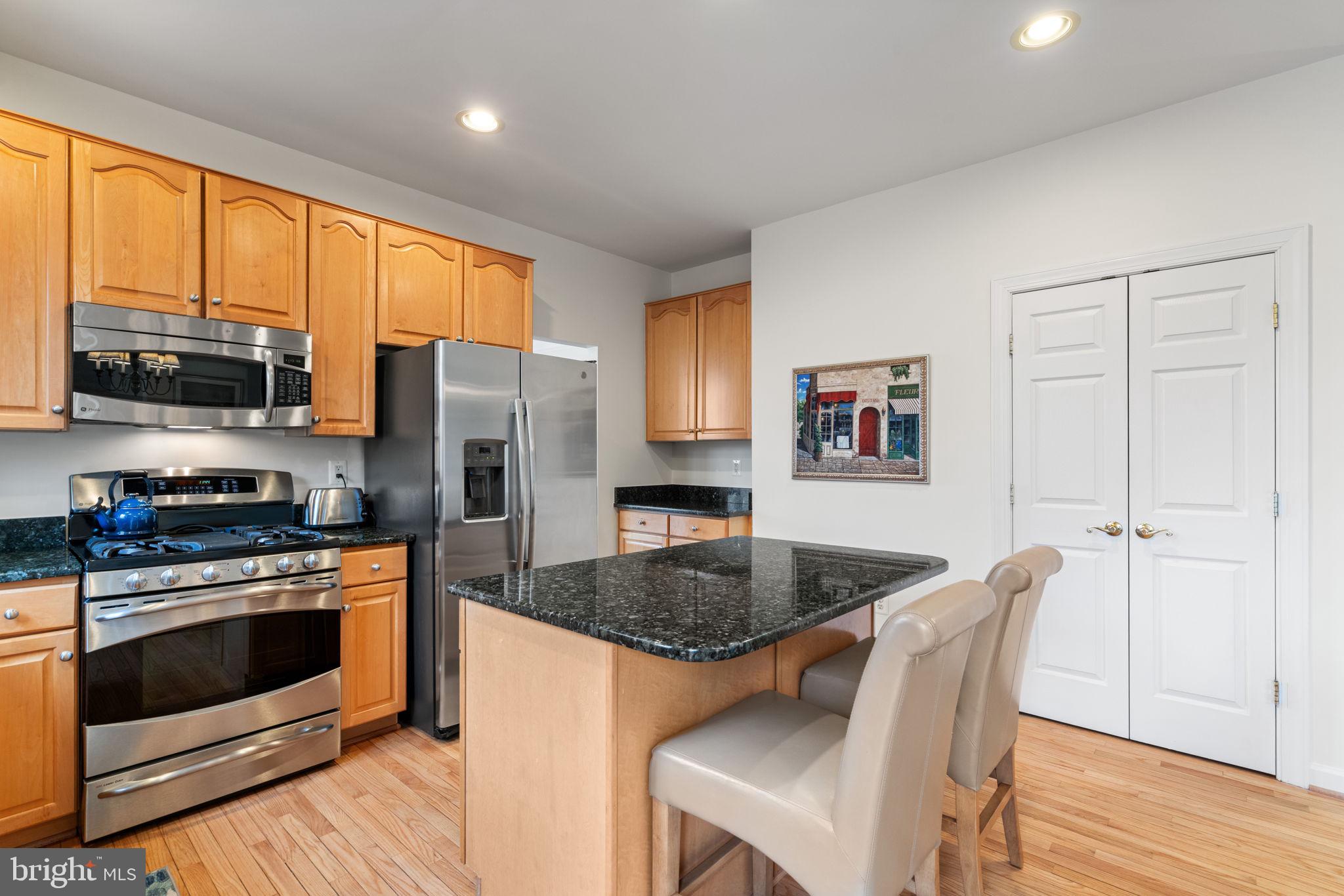 GREAT FALLS CHASE - Residential