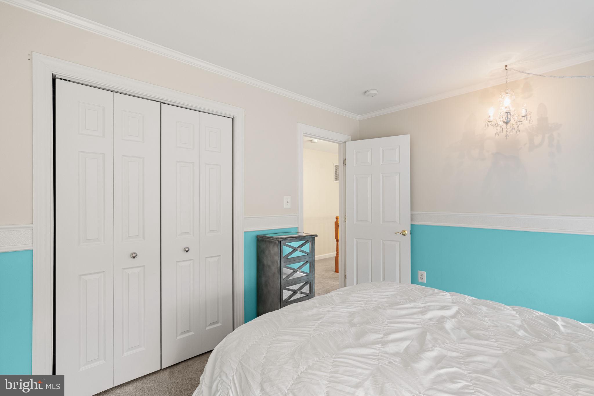 GREAT FALLS CHASE - Residential