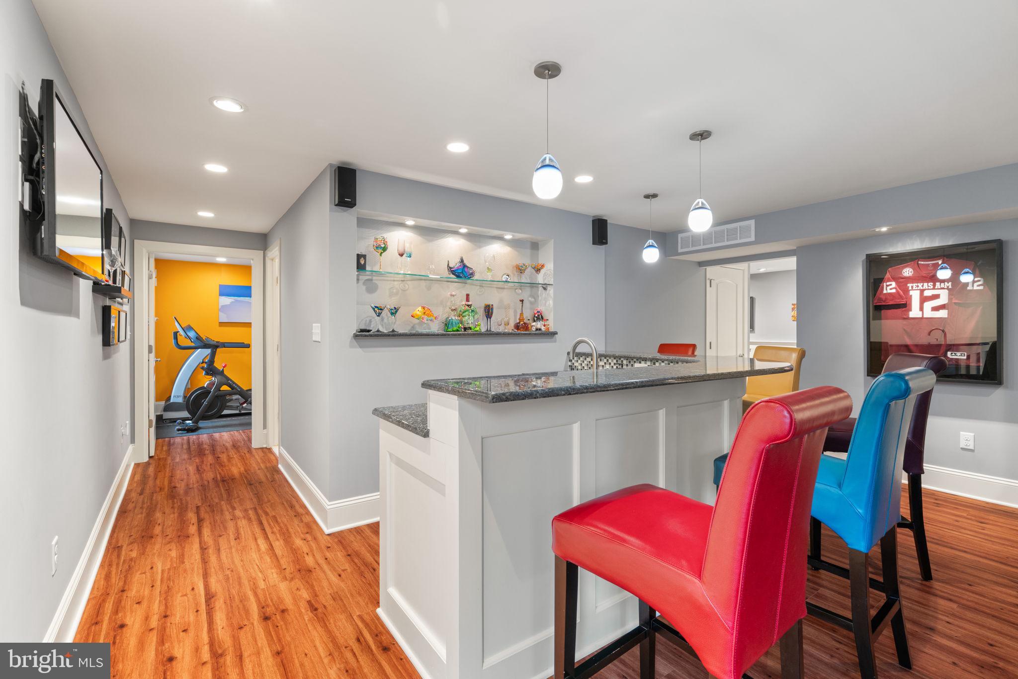 GREAT FALLS CHASE - Residential